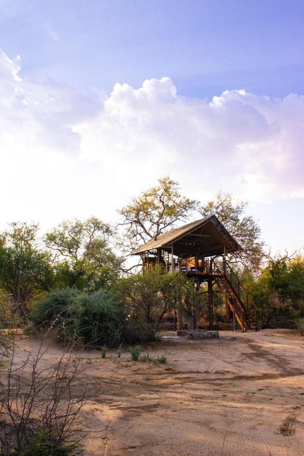 Ondudu Safari Lodge Omaruru Exterior foto